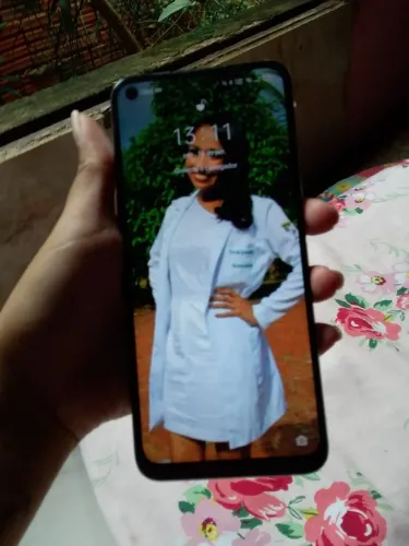 Vendo Realme com todos os acessórios