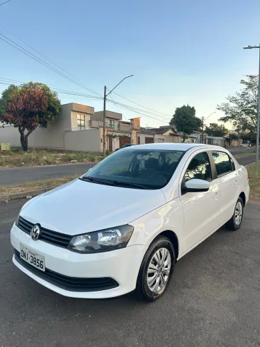 Volkswagen Voyage 1.0/1.0 City MI Total Flex 8V 4P 2014