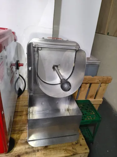 Forno industrial, Masseira industrial e multiprocessador industrial! 