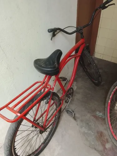 Bicicleta semi nova