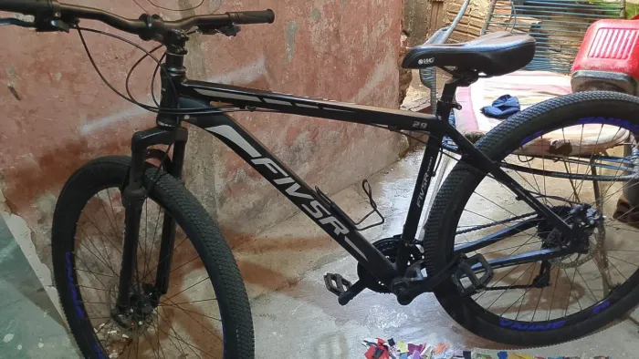 Vendo bayk aro alumínio aro 29 valor 800