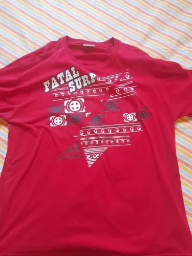 Camisa da Fatal Surf, tamanho G, usada em excelente estado.