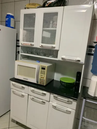 Armário de cozinha em aço