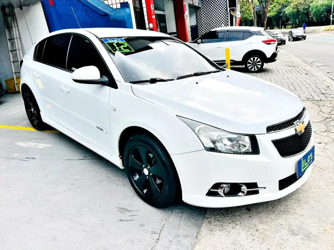 Chevrolet Cruze HB Sport LT 1.8 16V Flexp. 5P AUT 2012