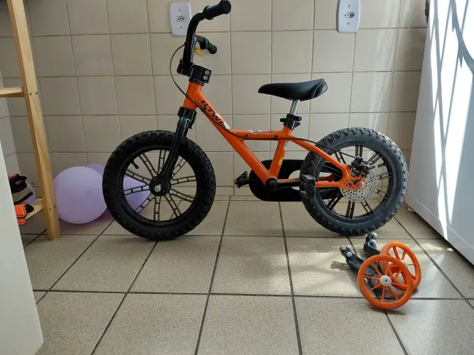 Bicicleta infantil Decatlhon, Aro 14