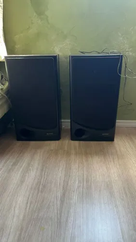 2 caixas de som Gradiente funcionando perfeitamente 
