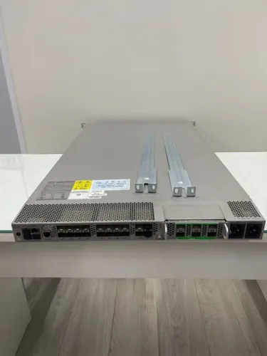 Switch Cisco Nexus N5k-c5010p-bf, 20x Portas 10 Gbe Sfp+