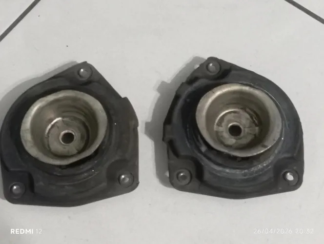 Coxim amortecedor frontal Nissan Livina 1.8