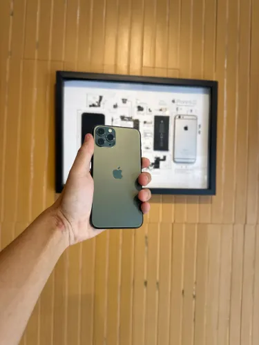 IPHONE 11 PRO