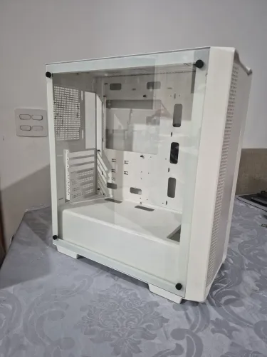 Gabinete DeepCool MidTower 