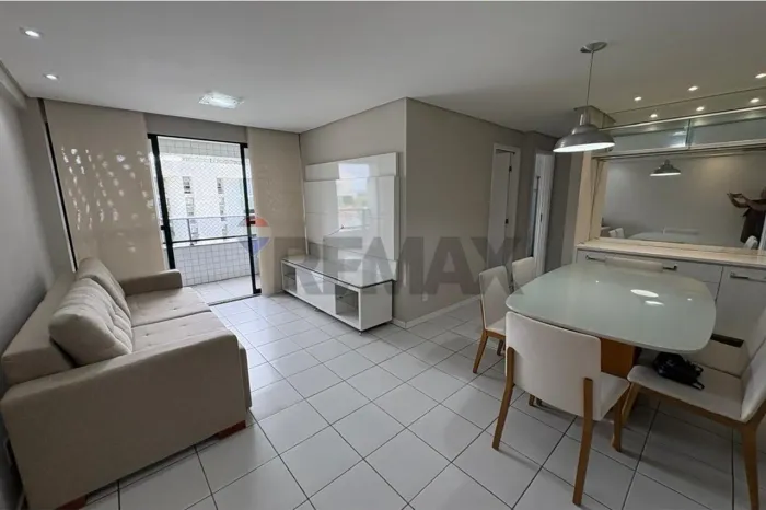 Apartamento Reformado na Torre, 88m², 3 Quartos sendo 1 suíte
