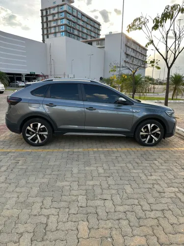 Volkswagen Nivus Highline 1.0 200 TSI Flex AUT 2021