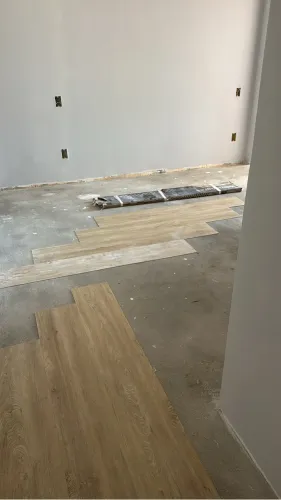 Instalação e venda de piso vinílico laminado e porcelanato 