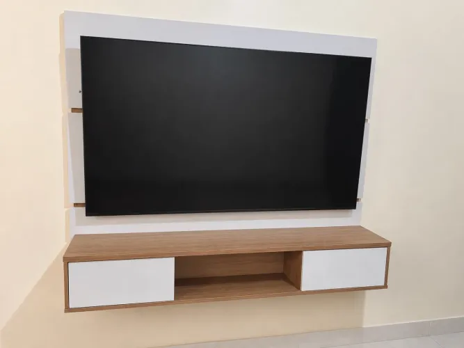 Rack Painel para Tv 65 Polegadas com dois puffs juntos 