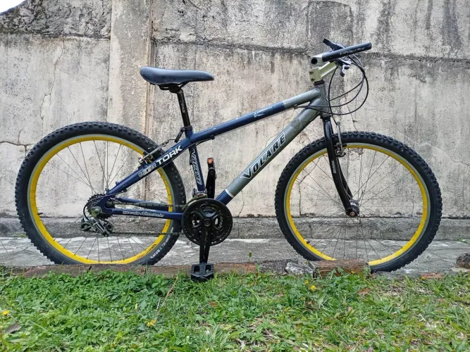 Bicicleta Volare 18 marchas aro 26 em alumínio