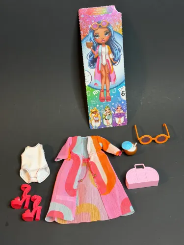 RAINBOW HIGH FASHION PACK SKYLER PRAIA