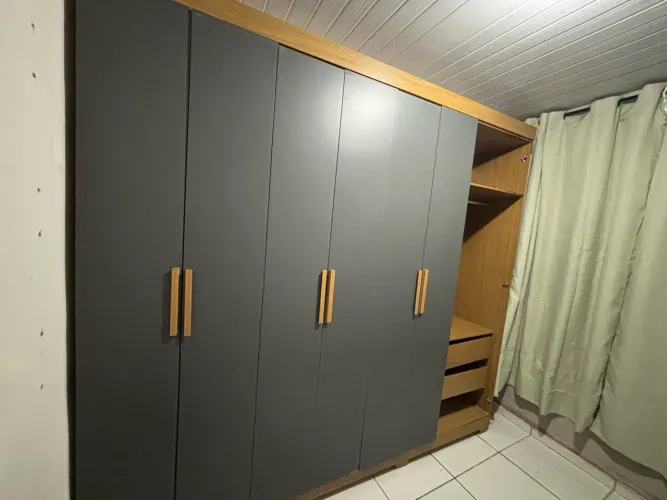 Guarda roupa casal 8 portas