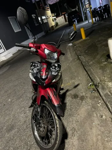 Vendo moto Crypton 2014
