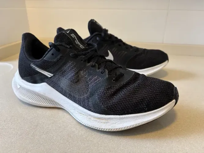 Tênis Nike Downshifter 11 - Tam. 44 (12 Us)