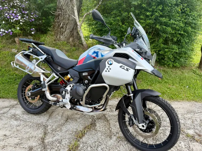 BMW F 900 ADV Plus 
