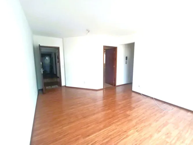 Apartamento de 2 dormitórios à venda no Pantanal