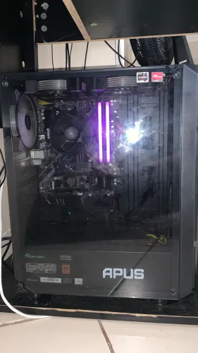 Pc Gamer Completo, com caixas da Edifier original, placa de áudio Teyun Q-22