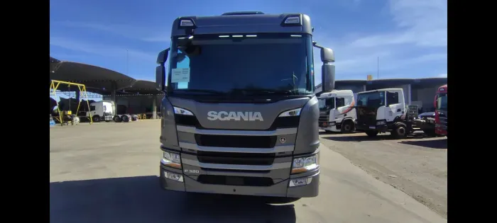 Scania P320 bitruck completa euro 6 2025 entrada + parcelas  zero km.