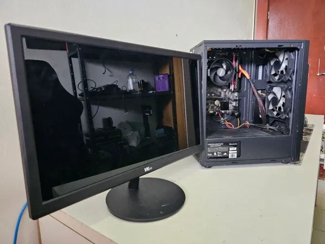 PC GAMER RYZEN + 16 RAM 