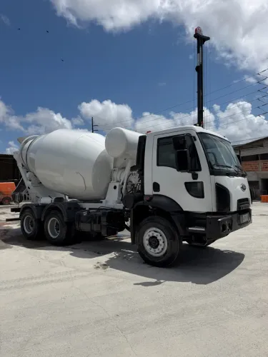Ford Cargo 2629 2013 Caminhão Betoneira 8m³