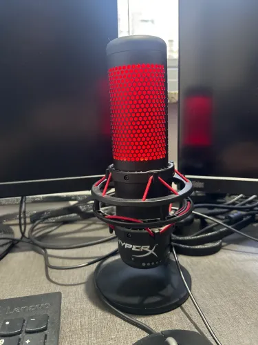 HyperX QuadCast Microfone Gamer RGB HyperX QuadCast USB
