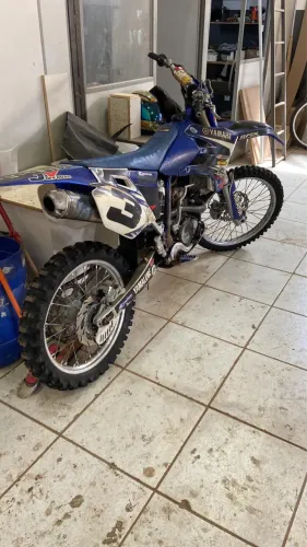 Yz quadro de ferro 2006