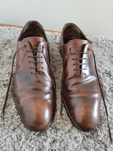 Lindo sapato Salvatore Ferragamo original em ótimo estado.