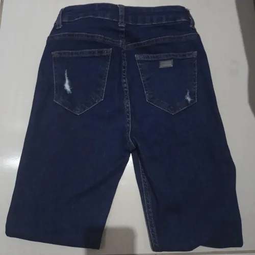 Calça lança perfume / tamanho 36