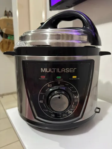 Panela de Pressão Elétrica 4 Litros