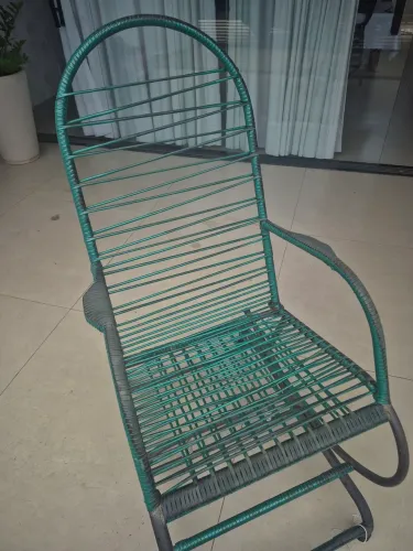 CADEIRA DE BALANÇO