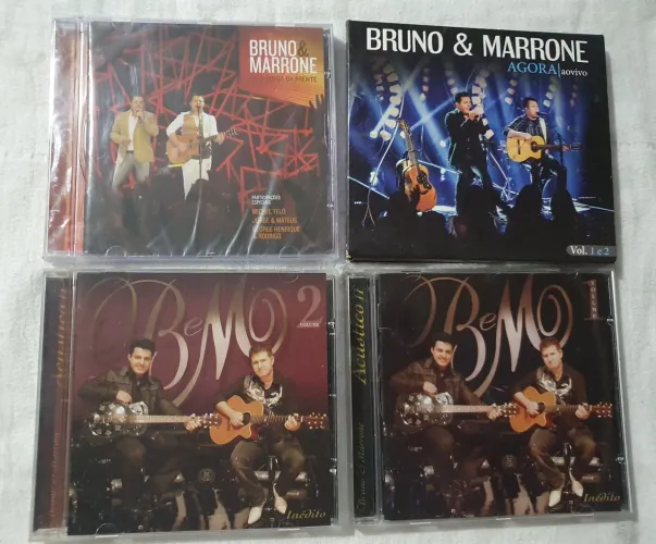 Lote com CDs Discografia Bruno & Marrone com 4 cds