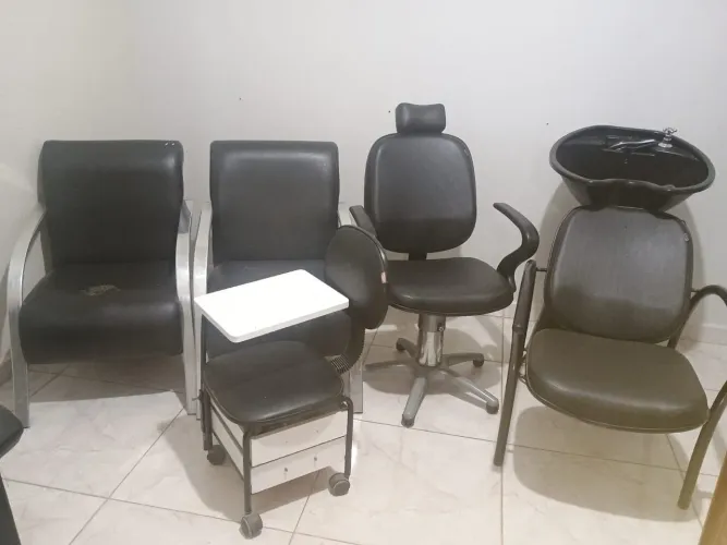 Vende se móveis para salao!