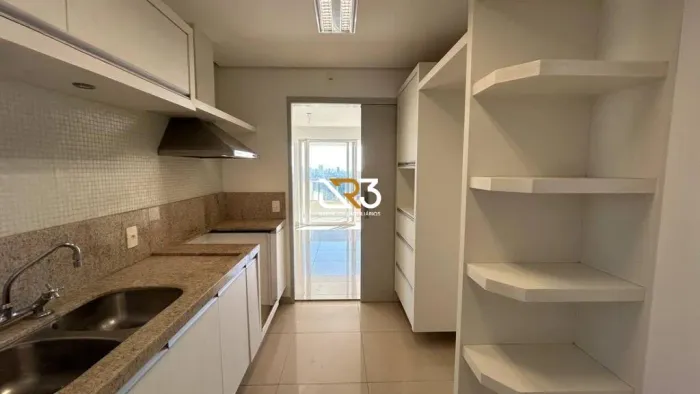Apartamento para alugar no Ed. Torre Almeria - 3 quartos (1 suíte), sacada gourmet, 112,51