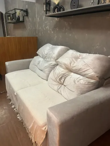 Sofá retrátil 2 lugares Rio Decor (com marcas de uso, preço baixo)
