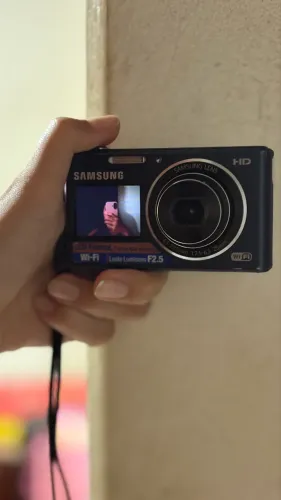 CÂMERA Samsung dv150f