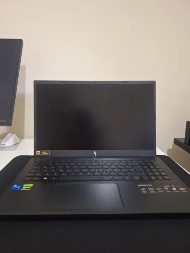 Notebook Gamer Acer Nitro V15 - RTX 3050, Tela 165Hz, i5 13ª Geração  