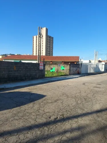 OPORTUNIDADE IMPERDÍVEL NA PONTE SÃO JOÃO - TERRENO 785 m2 PLANO!