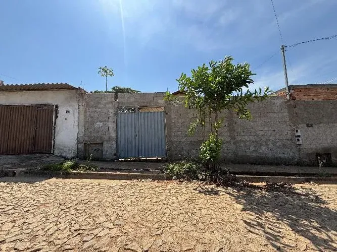 Oportunidade Única em DIVINOPOLIS - MG | Tipo: Casa | Negociação: Licitação Aberta | Situa
