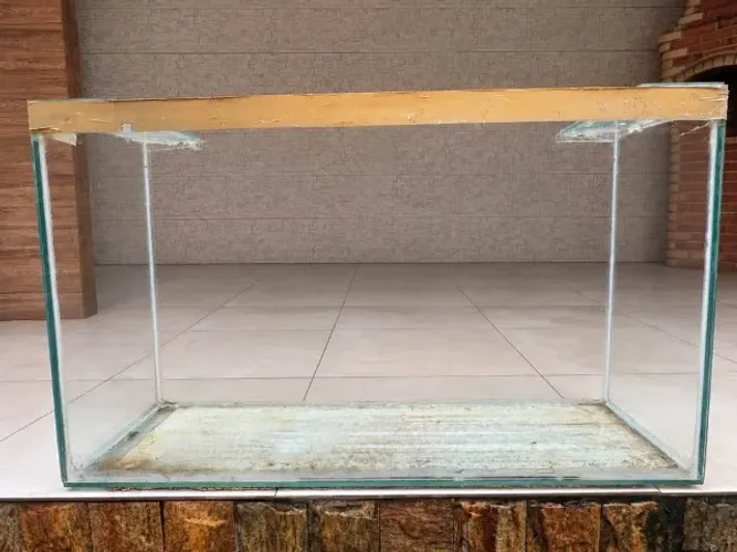 Aquário 200L Vidro Grosso + Pedras de rio