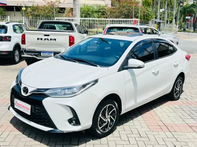 Toyota Yaris XLS Sedan 1.5 Flex 16V 4P Aut. 2024
