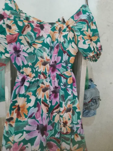 Vendo roupas usadas para brecho vestidos calcas blusas etc