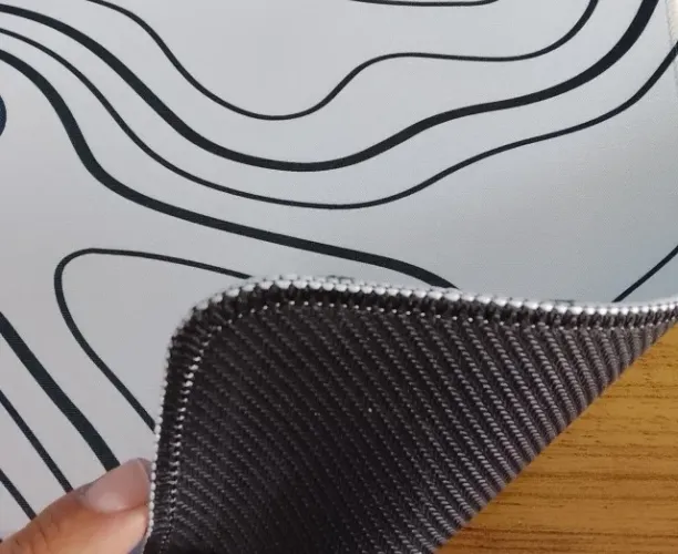 Mousepad Branco Bordas Costuradas