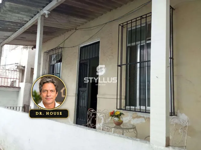 Casa de Vila Charmosa com 2 Quartos e Terraço com Churrasqueira em Riachuelo! M95C