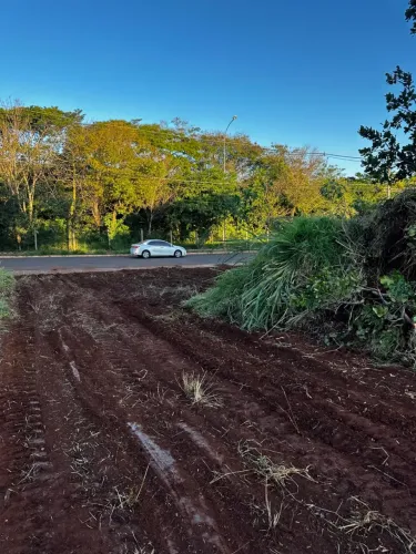 Terreno com 470,34m² no bairro Seminário em Campo Grande - MS