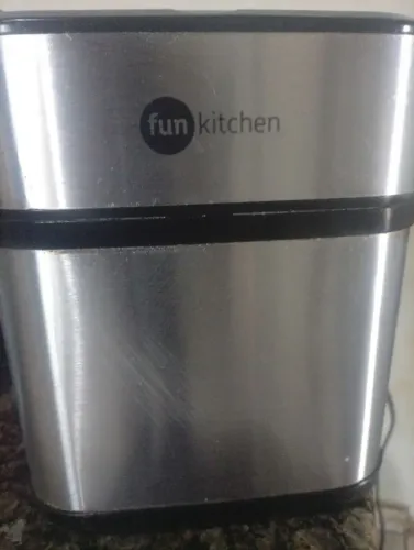 Sorveteira Elétrica Fun Kitchen Deli Inox - Completa e Higienizada